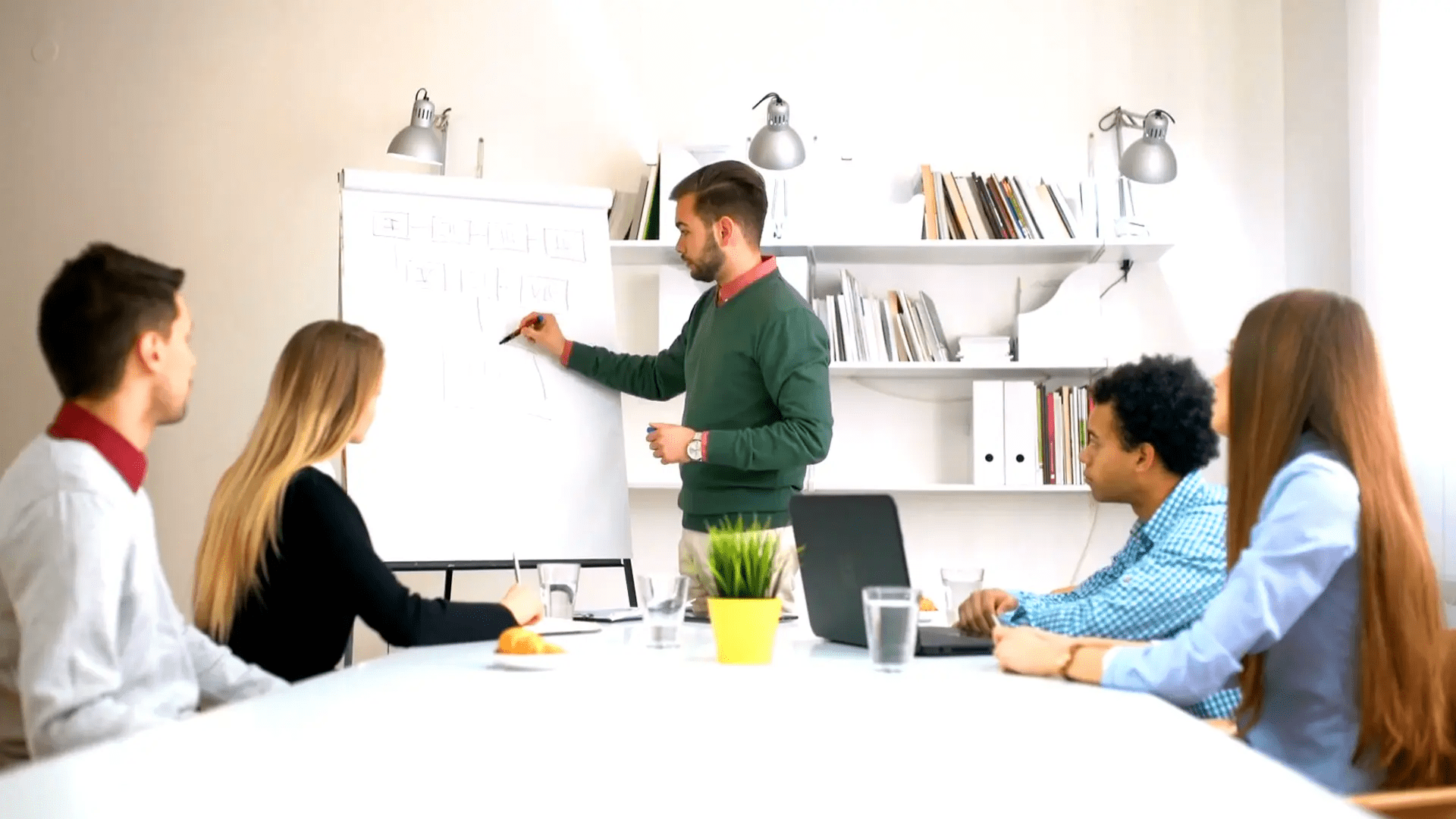 Como otimizar a administração escolar e aumentar a produtividade da equipe